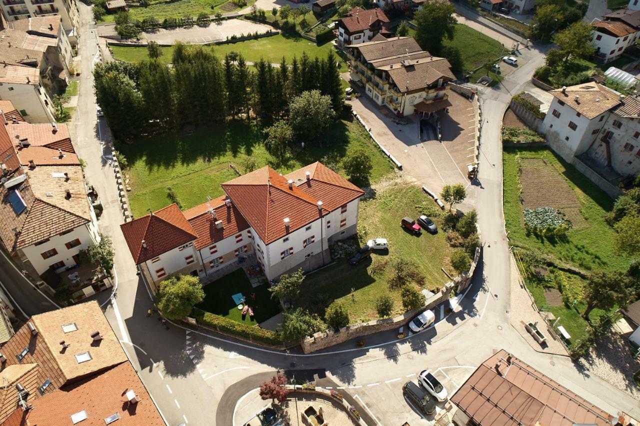 Castello Fai Lejlighed Fai della Paganella Eksteriør billede