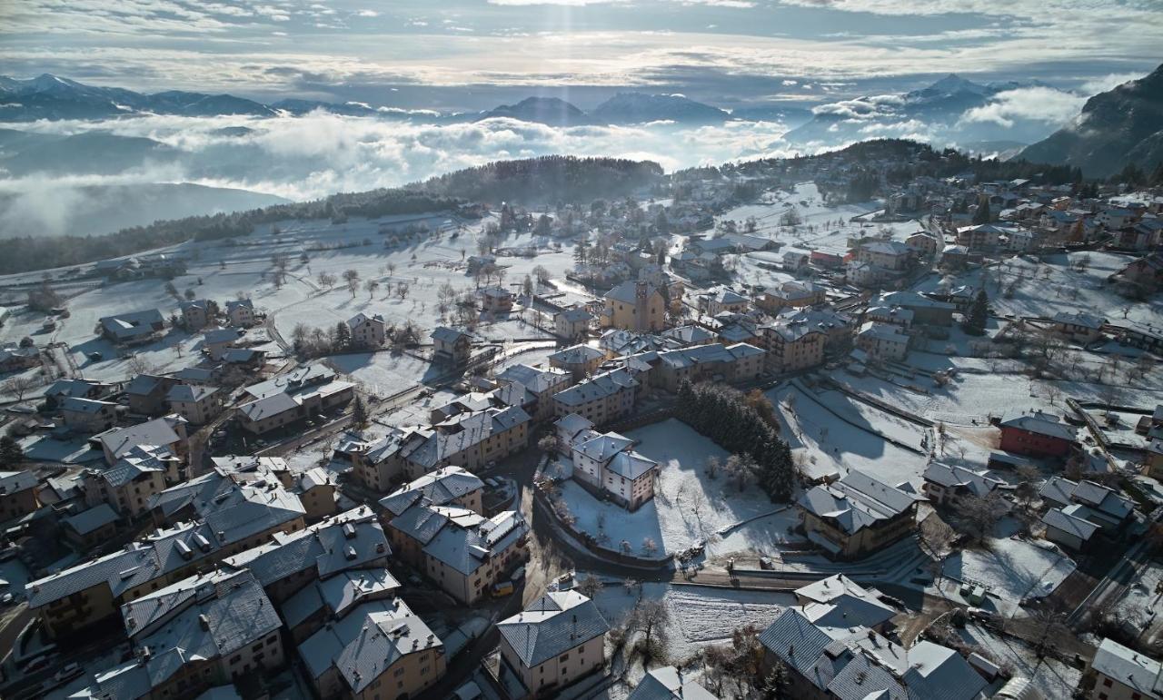 Castello Fai Lejlighed Fai della Paganella Eksteriør billede
